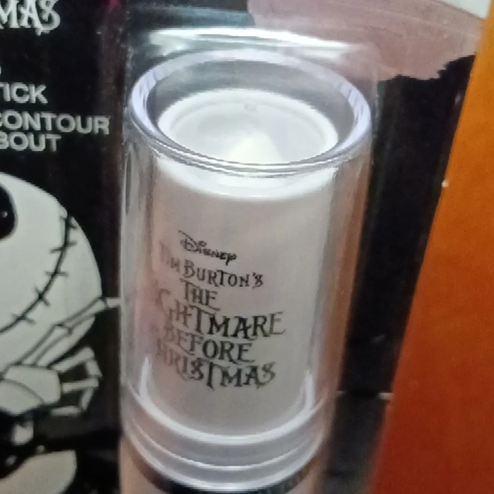 💀 TIM BURTON'S NIGHTMARE BEFORE CHRISTMAS DUAL ENDED CONTOUR STICK💀